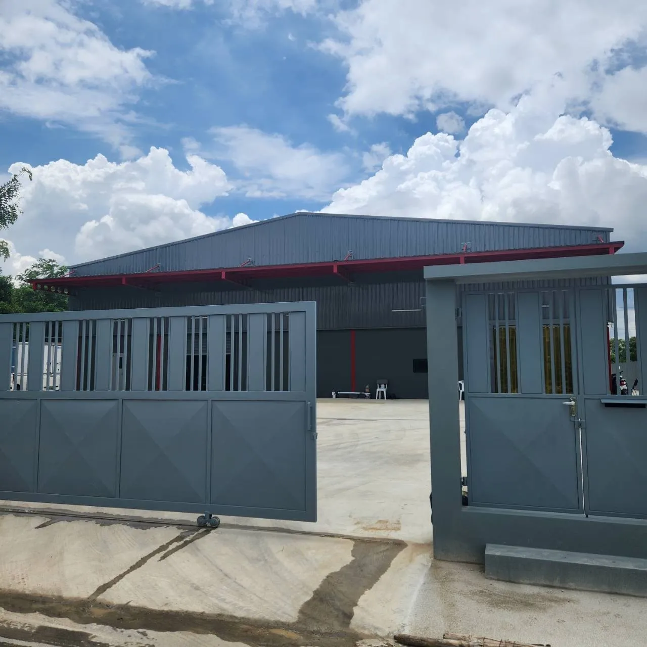 hathairat_warehouse_750sqm_003.webp
